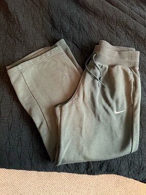 Nike Phoenix Green Sweats with Classic Swoosh Tag